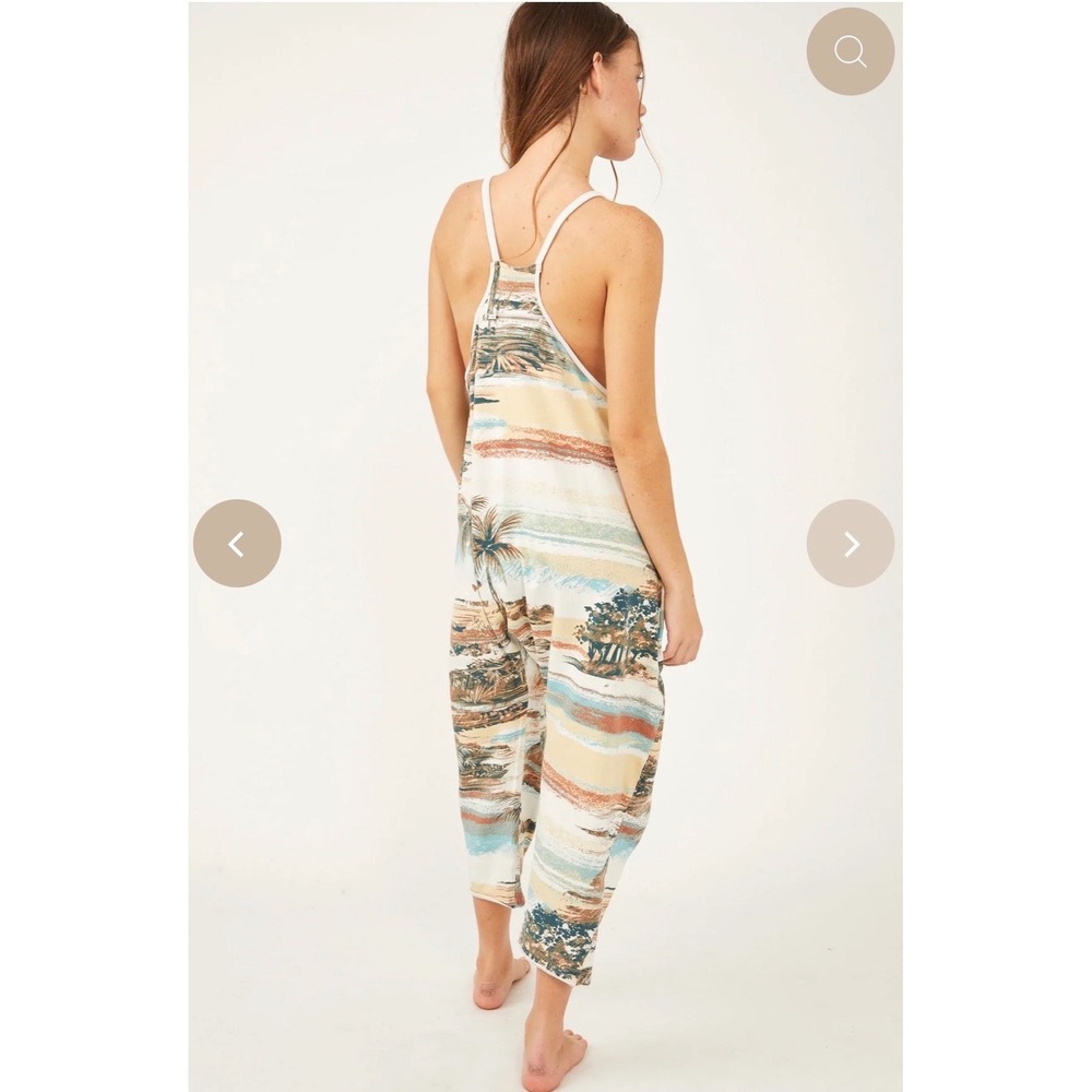 Free People Movement Hot Shot Onesie Tropical Palm Print Jumpsuit -M - Picture 5 of 8